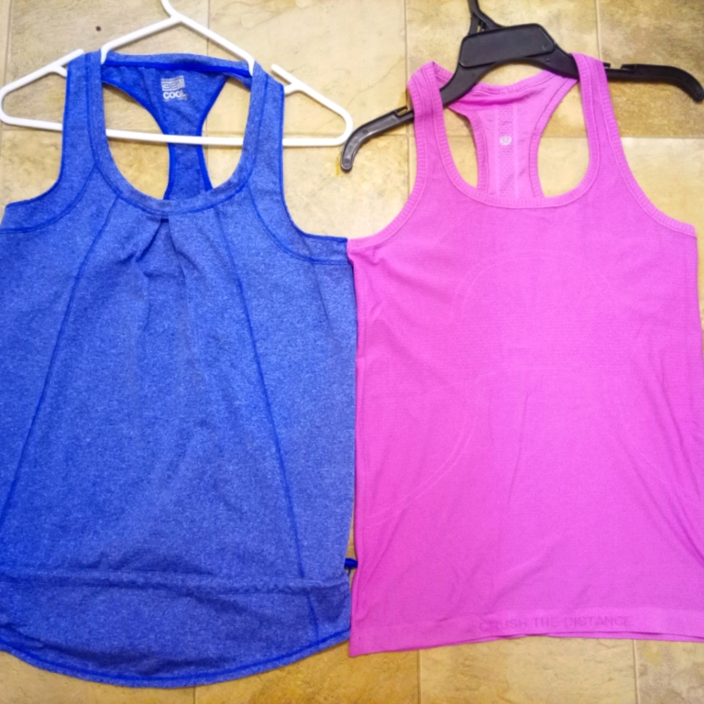 Women's Blue and Pink Tank Tops Both Size Small The Lou Lemme Is 16 Inches Ptp